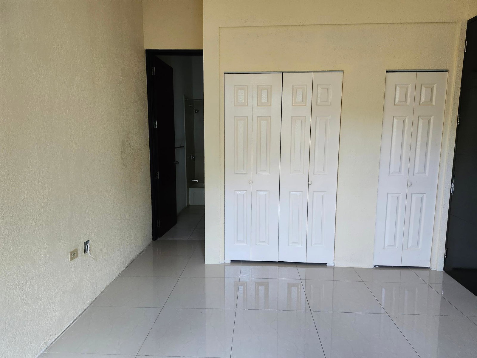 Thirteenth image of 4-8 Washington Drive, Kgn 10 in Kingston 10, St. Andrew, Jamaica - property is For Sale