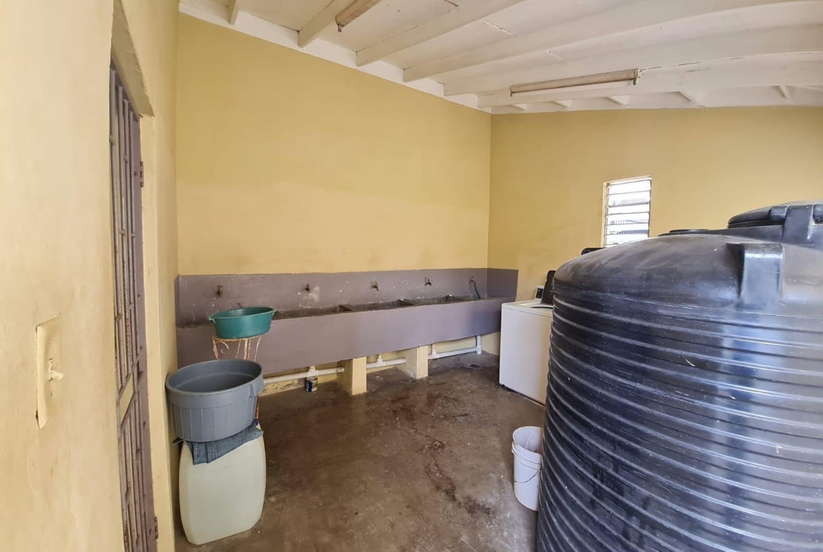 Fourth image of 14-la Venture 10 11 Richings Avenue in Kingston 6, St. Andrew, Jamaica - property is For Sale