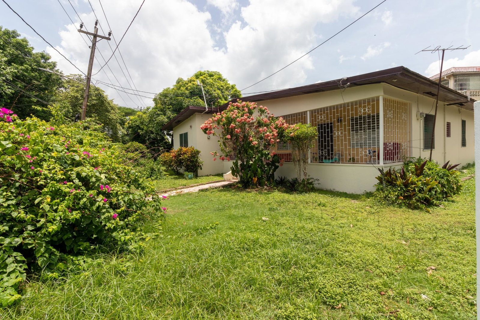 Sixteenth image of Linstead Main Road in Bog Walk, St. Catherine, Jamaica - property is For Sale