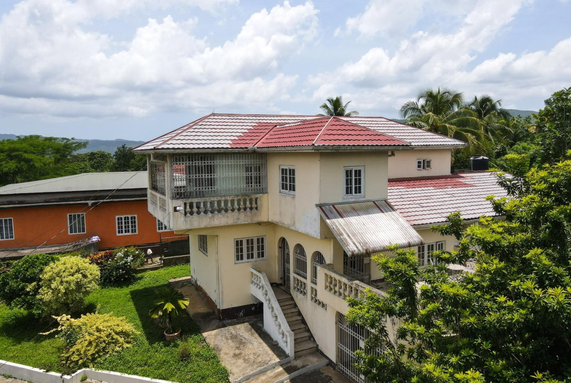 Tenth image of Linstead Main Road in Bog Walk, St. Catherine, Jamaica - property is For Sale