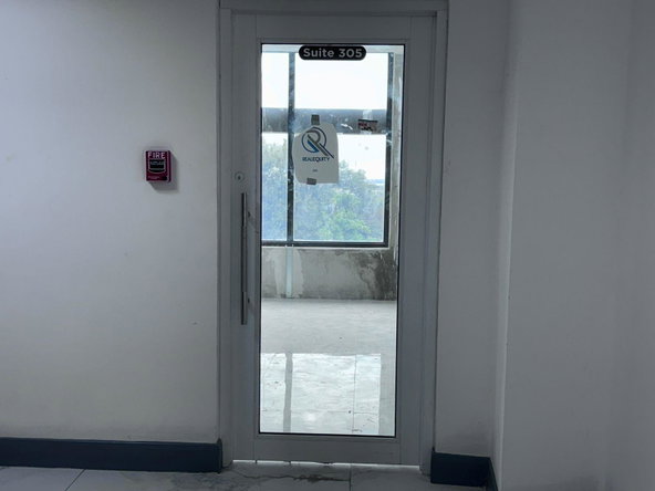 Second image of 305-218 Mountain View Avenue in Kingston 6, St. Andrew, Jamaica - property is For Rent