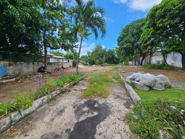 Third image of 11 Mannings Hill Road in Kingston 8, St. Andrew, Jamaica - property is For Rent