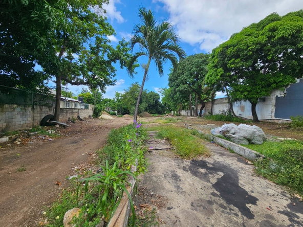 Fourth image of 11 Mannings Hill Road in Kingston 8, St. Andrew, Jamaica - property is For Rent