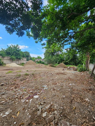 Fifth image of 11 Mannings Hill Road in Kingston 8, St. Andrew, Jamaica - property is For Rent