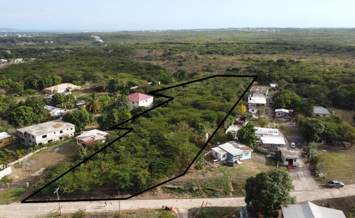 First image of Lancewood Valley in May Pen, Clarendon, Jamaica - property is For Sale