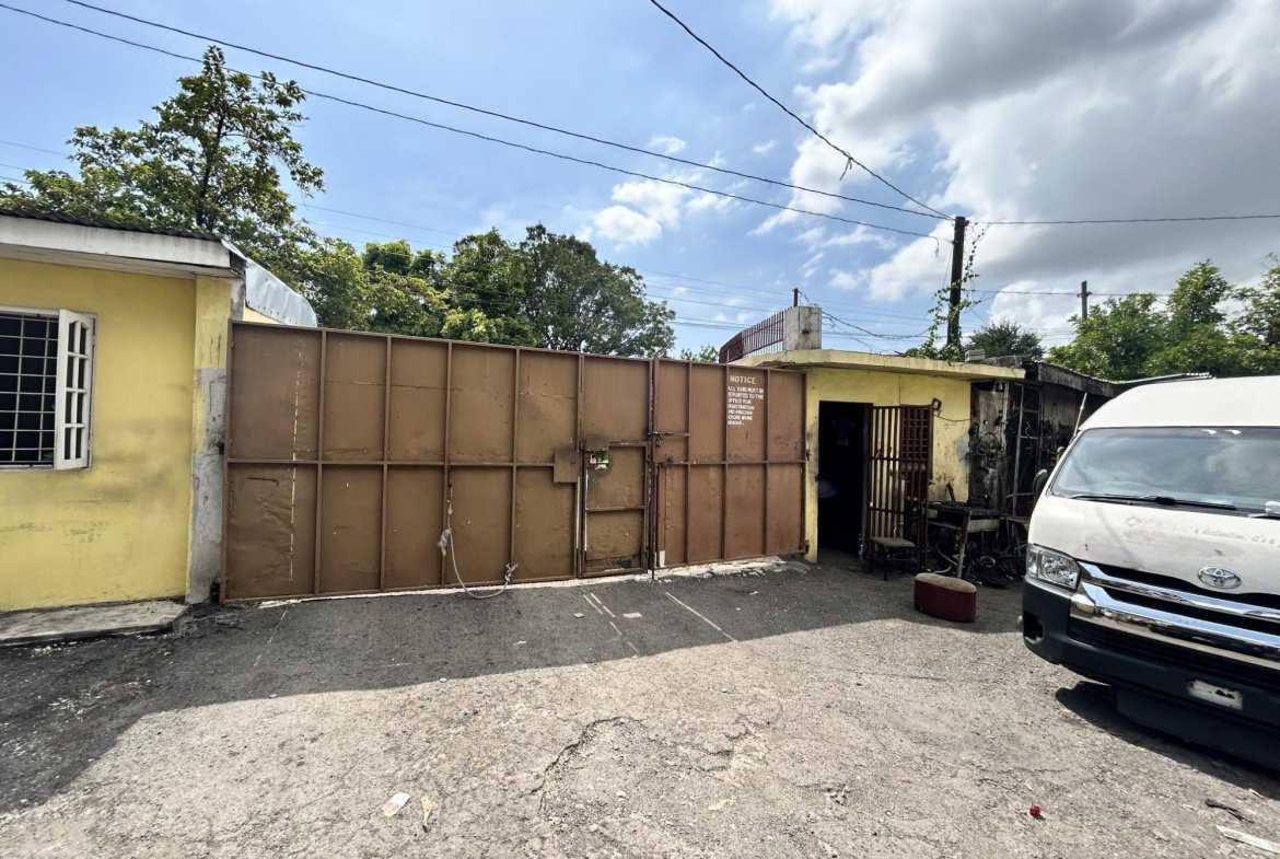 Fifth image of Central Road in Kingston 10, St. Andrew, Jamaica - property is For Sale