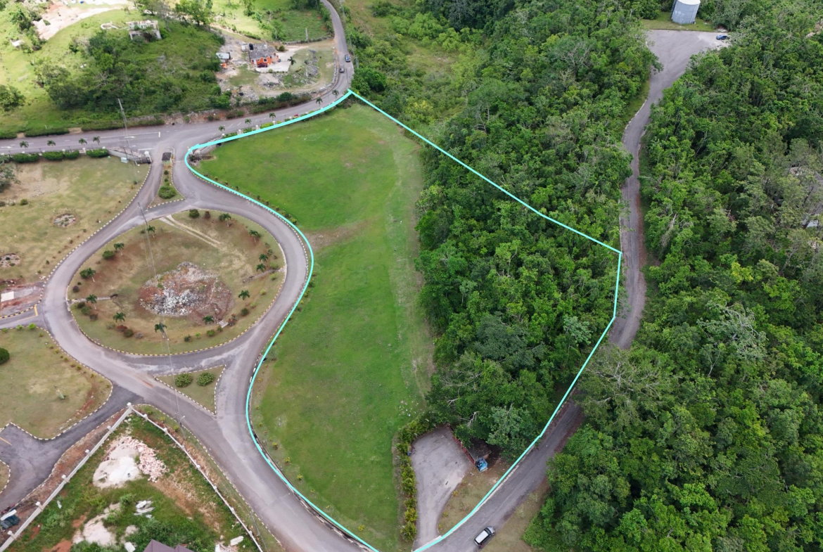 Fourteenth image of 2 Moorlands Estate in Mandeville, Manchester, Jamaica - property is For Sale