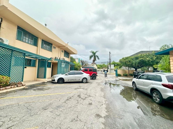 Fourth image of 6-1d-1e Braemar Avenue in Kingston 5, St. Andrew, Jamaica - property is For Sale