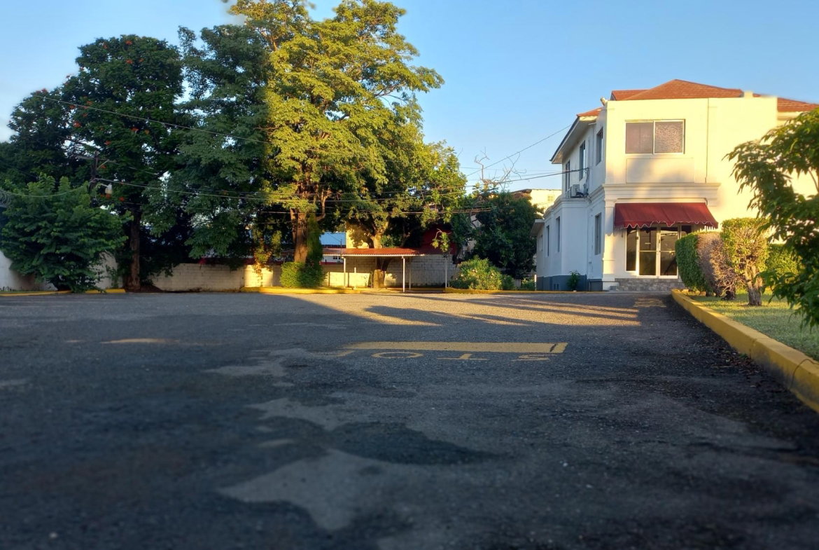Seventh image of 3 Haughton Avenue, Kingston 10 in NEW KINGSTON, St. Andrew, Jamaica - property is For Sale
