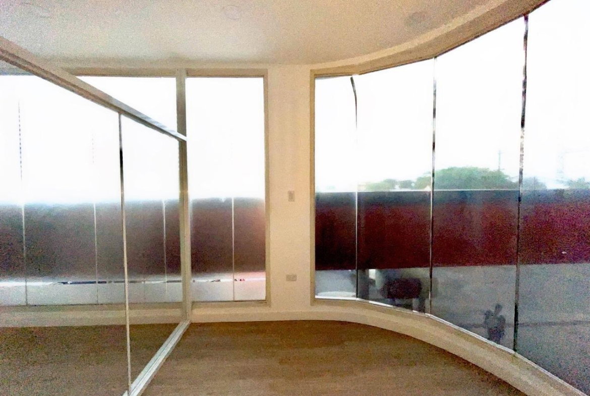 Ninth image of 10-94m Old Hope Road in Kingston 6, St. Andrew, Jamaica - property is For Rent