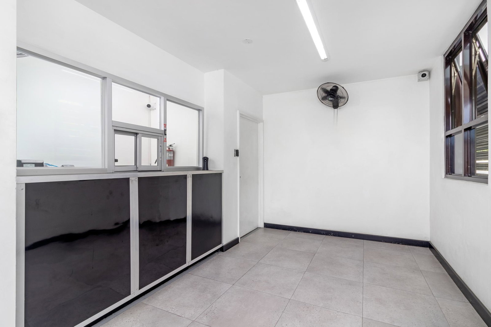 Eighth image of Molynes Road in Kingston 10, St. Andrew, Jamaica - property is For Rent