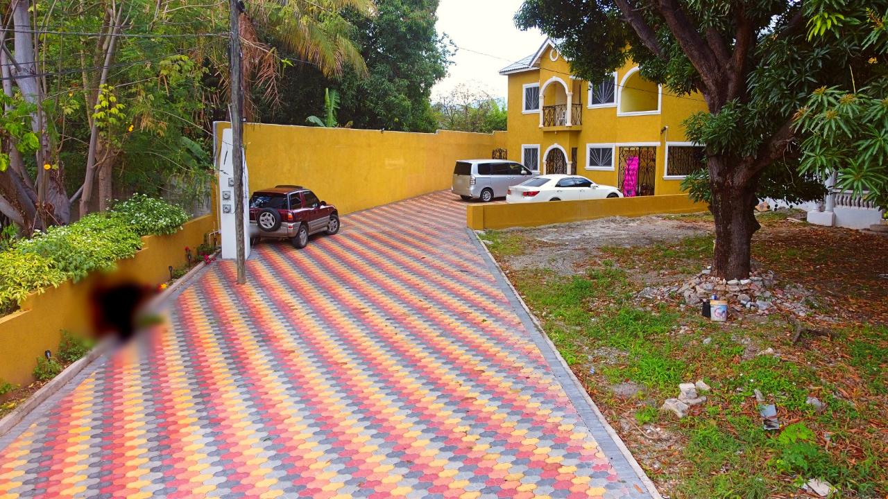Prime-Investment-Opportunity-in-Havendale-Kingston-19-En-Bloc-Sale-of-4-Units Tenth image of 1 Idaho Drive in Kingston 19, St. Andrew, Jamaica - property is For Sale