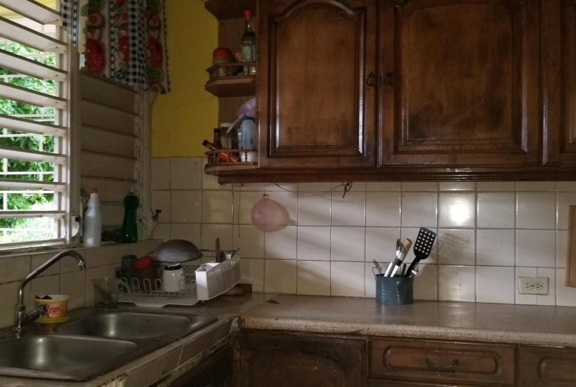 Eleventh image of 35 Lawrence Avenue in Kingston 8, St. Andrew, Jamaica - property is For Sale