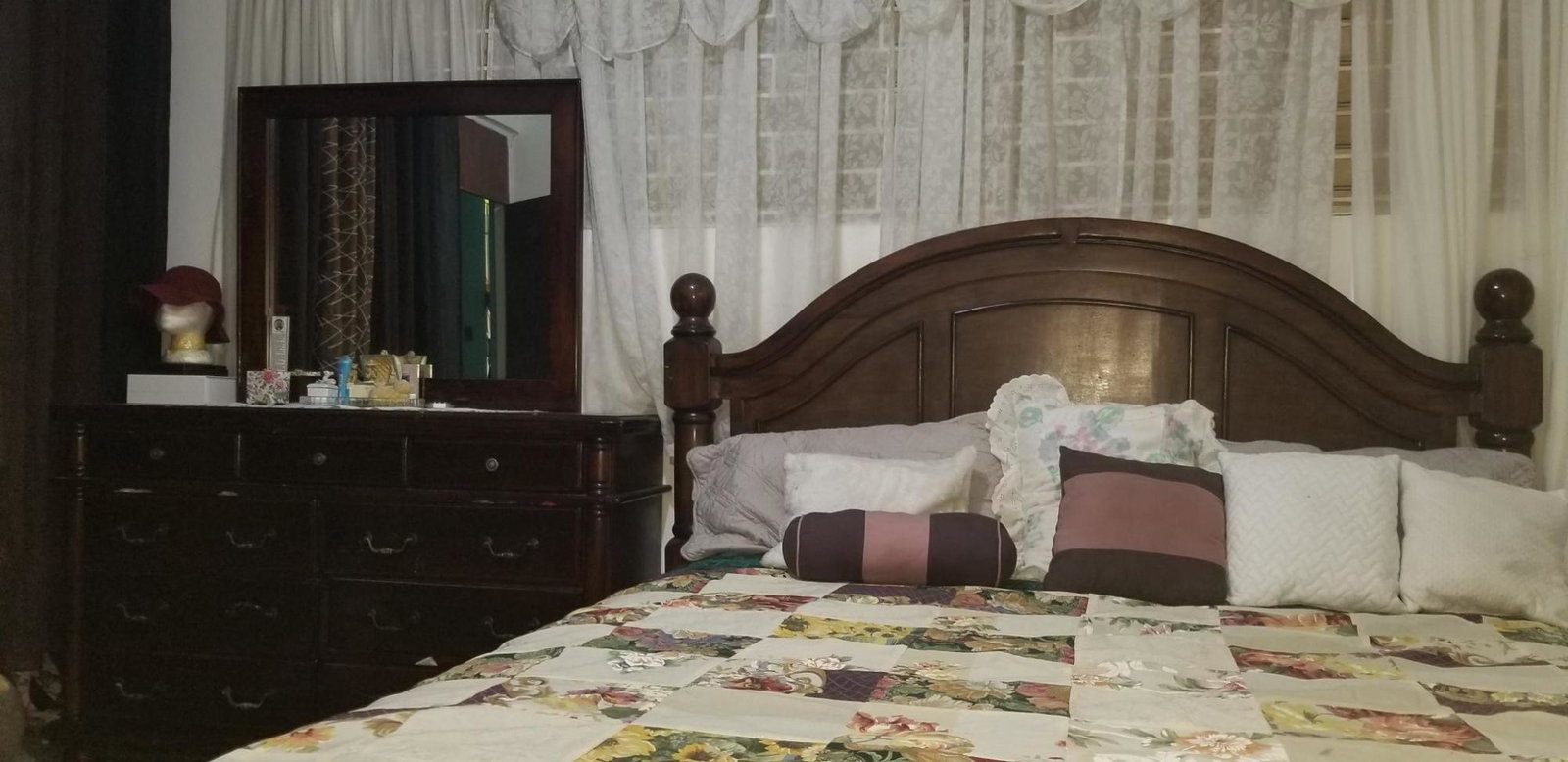 Thirteenth image of 35 Lawrence Avenue in Kingston 8, St. Andrew, Jamaica - property is For Sale