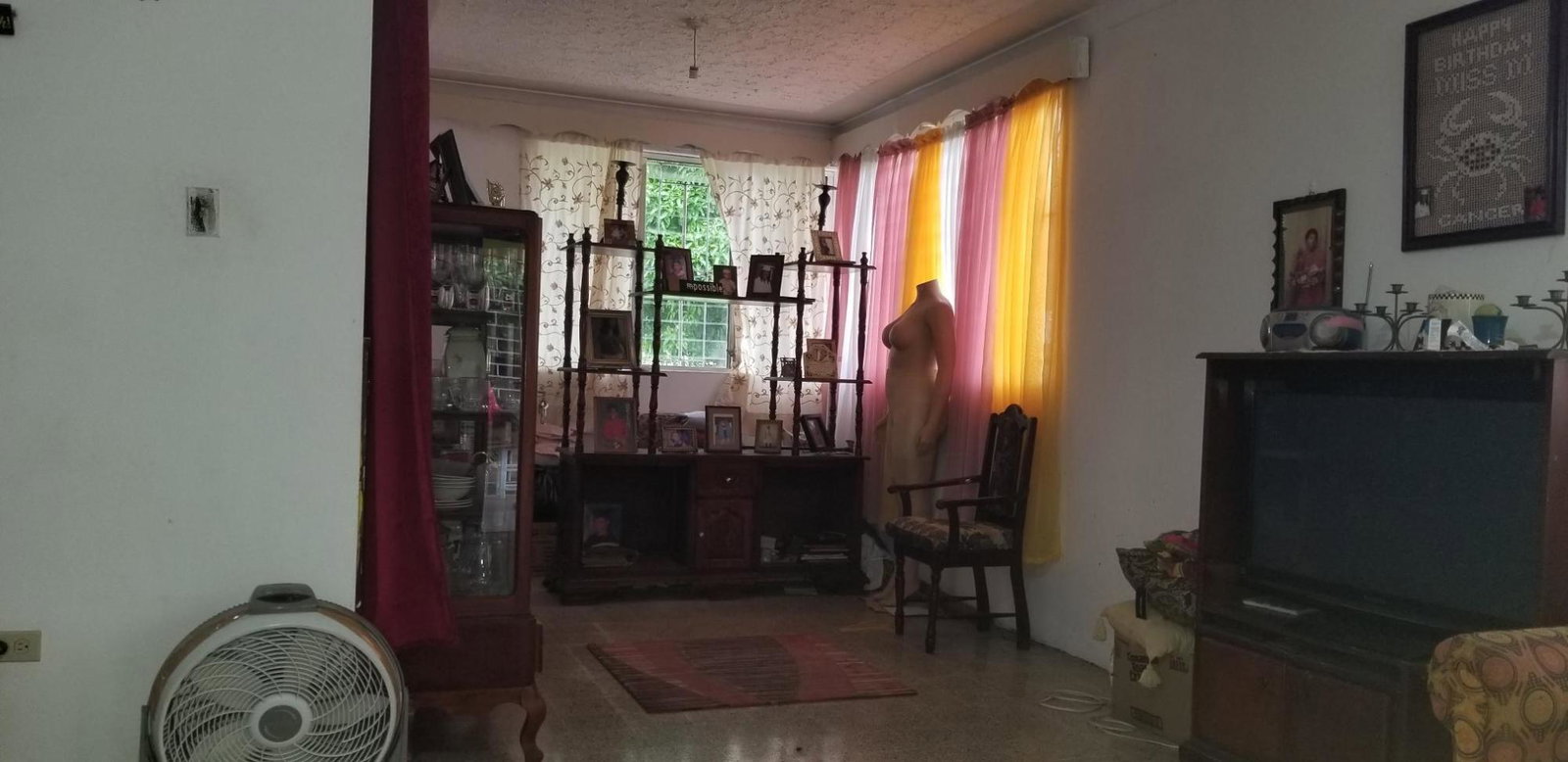 Seventh image of 35 Lawrence Avenue in Kingston 8, St. Andrew, Jamaica - property is For Sale
