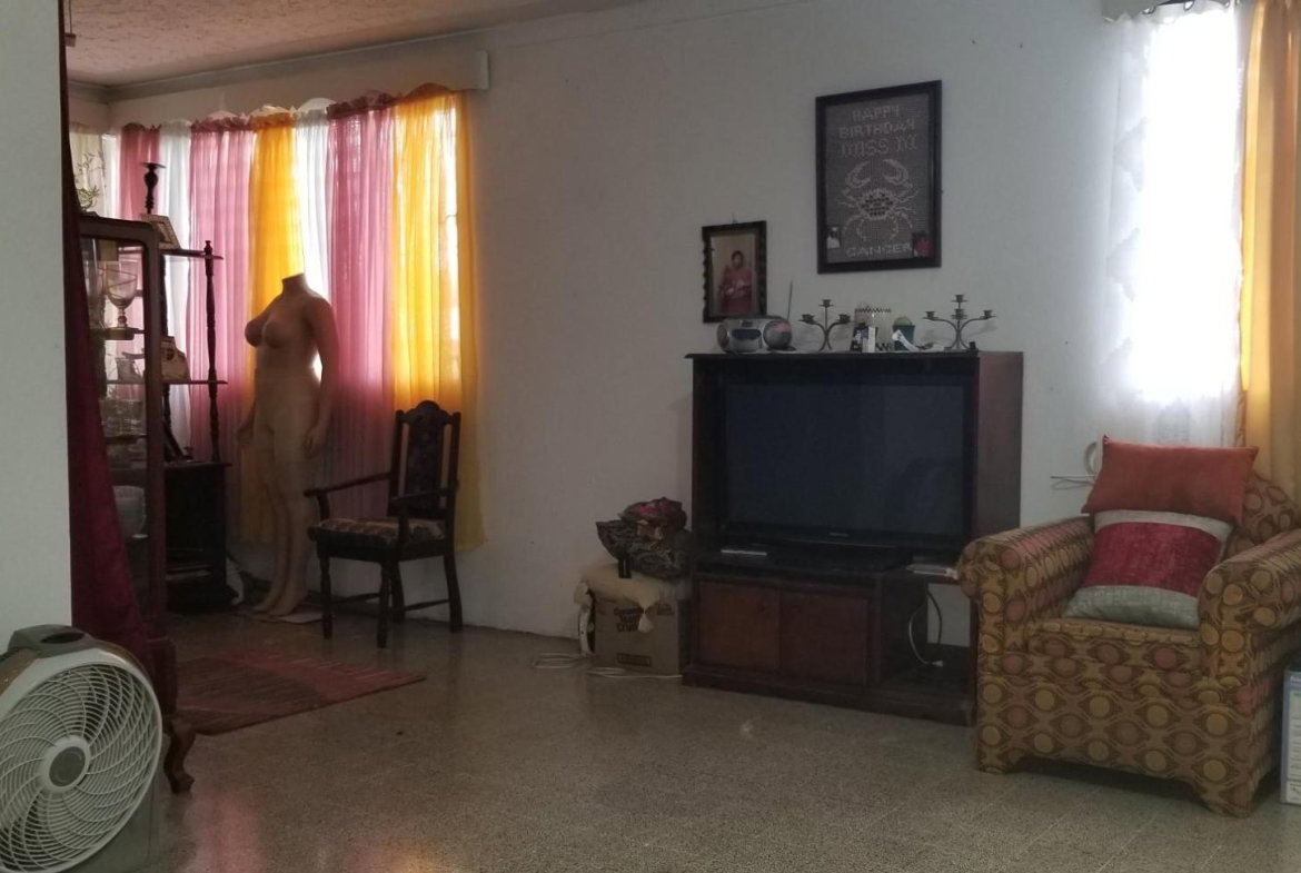 Eighth image of 35 Lawrence Avenue in Kingston 8, St. Andrew, Jamaica - property is For Sale
