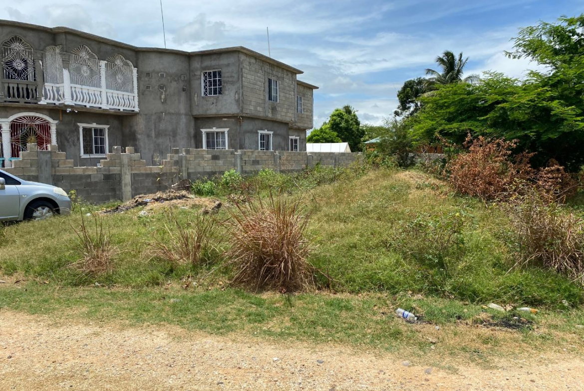 Second image of Denbigh Crescent, Clarend in Denbigh, Clarendon, Jamaica - property is For Sale
