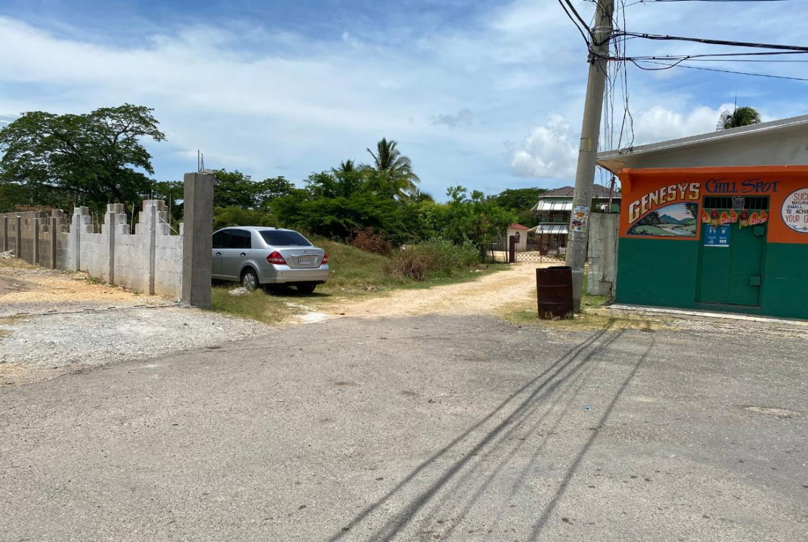 Fourth image of Denbigh Crescent, Clarend in Denbigh, Clarendon, Jamaica - property is For Sale