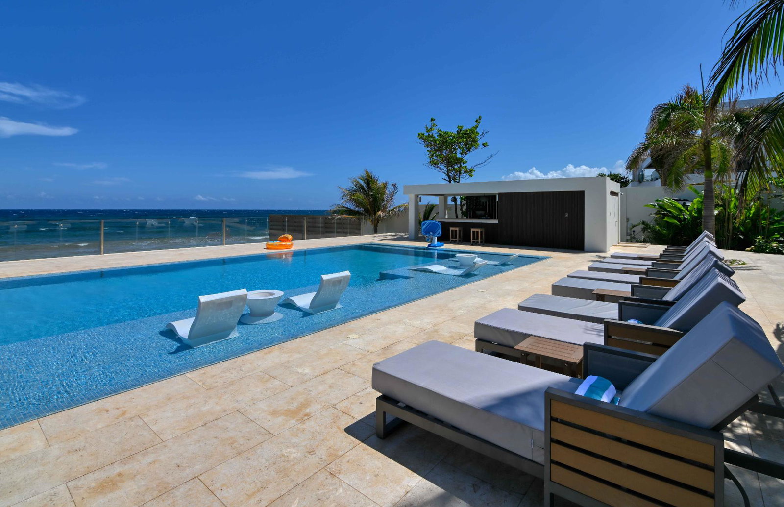Se-Villa-Luxurious-Beachfront-Villa-for-Sale-in-St.-Ann-Jamaica Twenty-Ninth image of Bengal Beach in Discovery Bay, St. Ann, Jamaica - property is For Sale