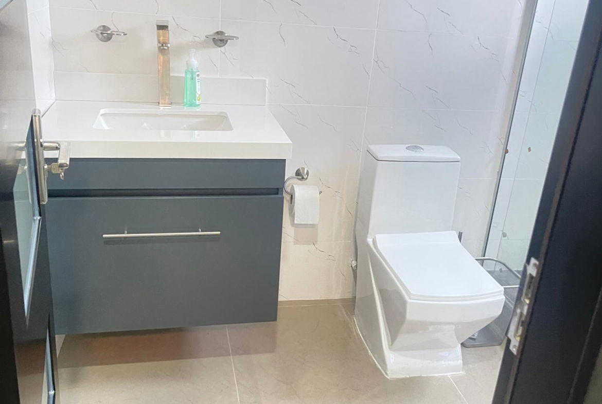 Fifteenth image of Darlington Avenue in CONSTANT SPRING, St. Andrew, Jamaica - property is For Sale