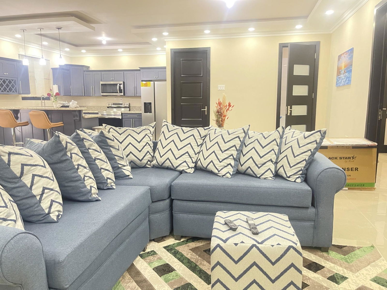 Fifth image of Darlington Avenue in CONSTANT SPRING, St. Andrew, Jamaica - property is For Sale