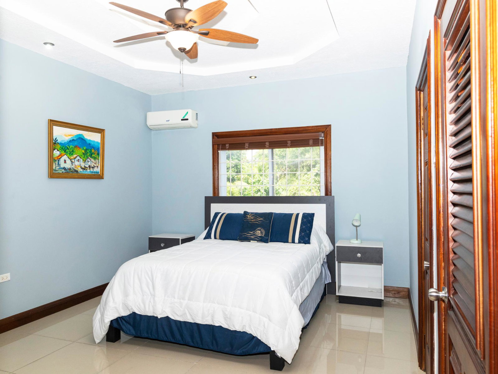 Ninth image of 3-10-12 Dillsbury Avenue in Kingston 6, St. Andrew, Jamaica - property is For Sale