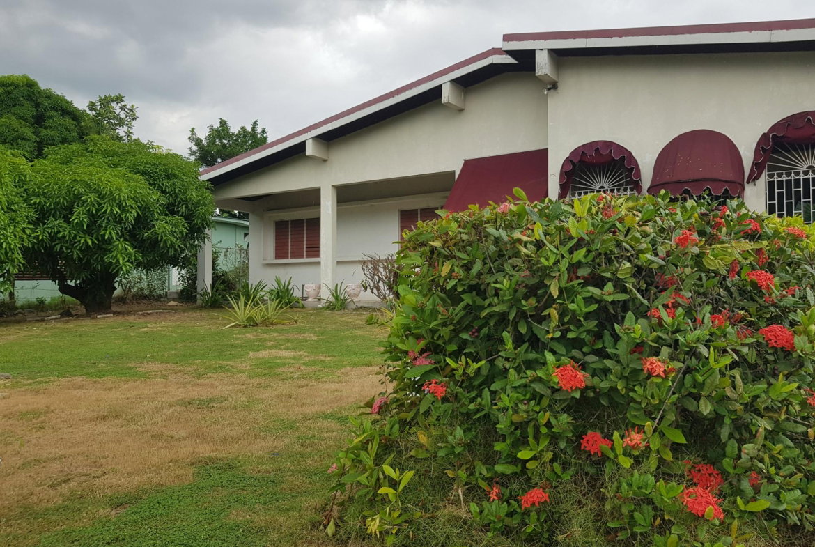 Fifth image of 21 Hathaway Drive, Havendale in Kingston 19, St. Andrew, Jamaica - property is For Sale