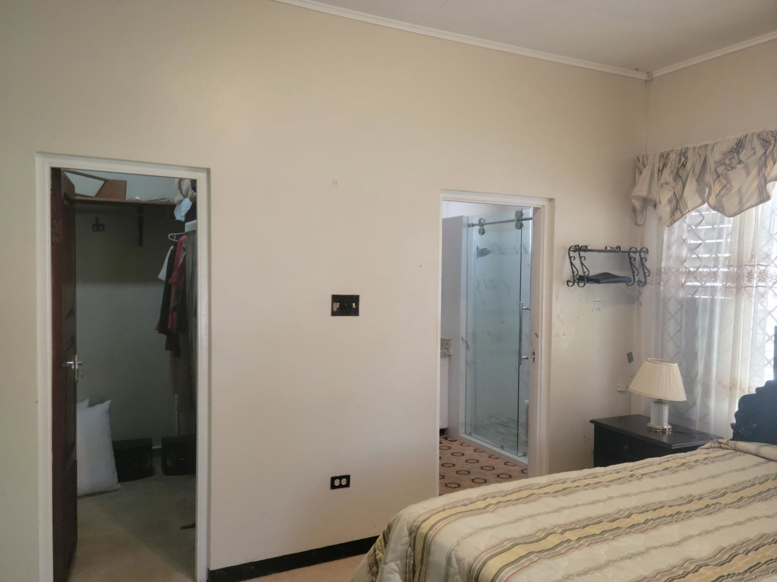 Seventeenth image of 5 Clover Way in Mandeville, Manchester, Jamaica - property is For Sale