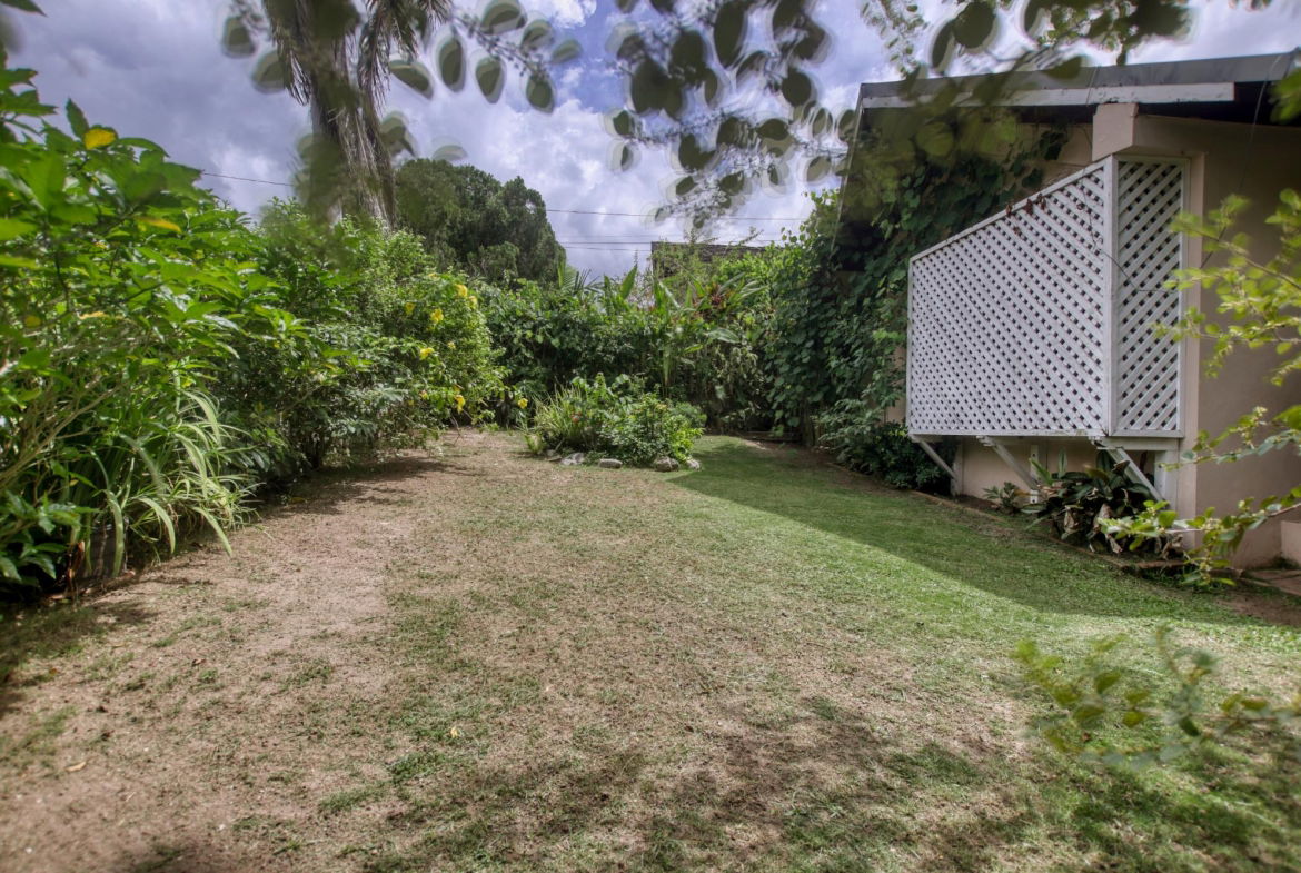 Second image of Orange Park in STONY HILL, St. Andrew, Jamaica - property is For Sale