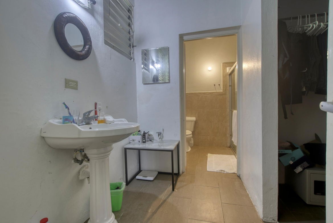 Thirteenth image of Orange Park in STONY HILL, St. Andrew, Jamaica - property is For Sale