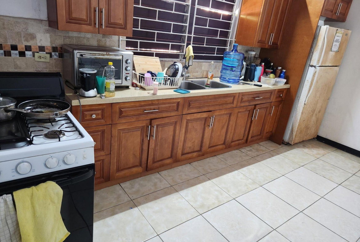 Eleventh image of 4 Lipscombe Drive in Kingston 9, St. Andrew, Jamaica - property is For Sale