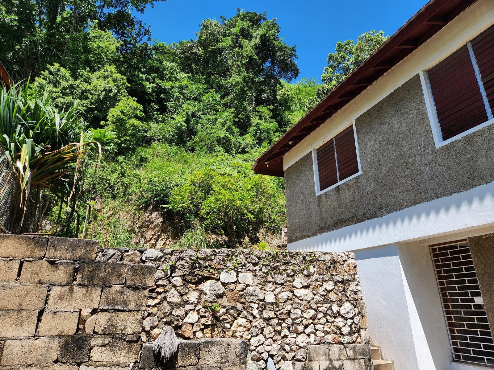 Sixteenth image of 4 Lipscombe Drive in Kingston 9, St. Andrew, Jamaica - property is For Sale