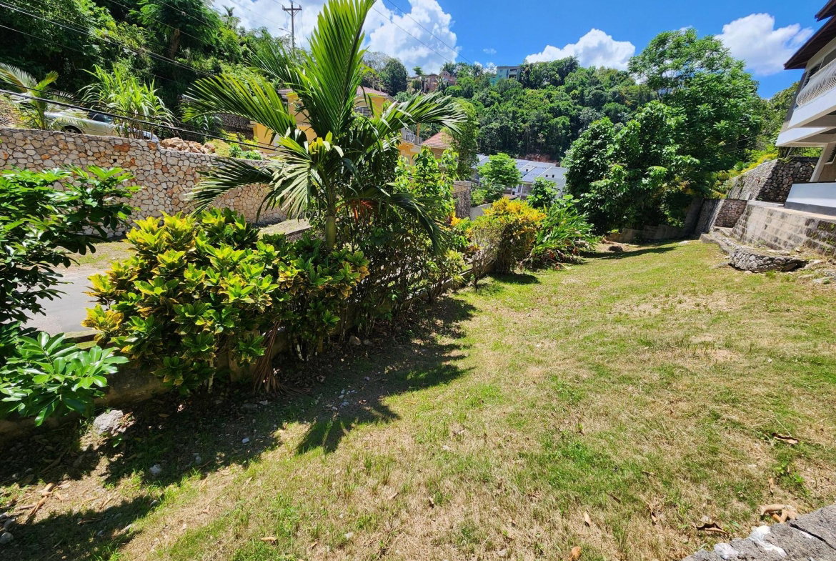 Fourth image of 4 Lipscombe Drive in Kingston 9, St. Andrew, Jamaica - property is For Sale