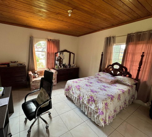 Eleventh image of 9 Battersea Avenue in Mandeville, Manchester, Jamaica - property is For Sale