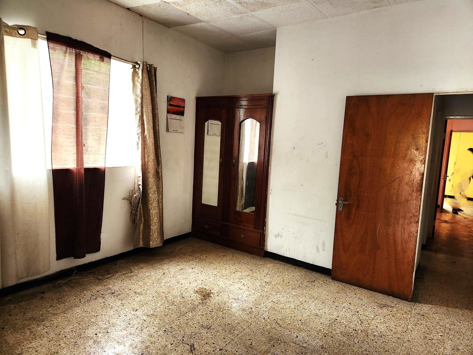 Spacious-5-Bedroom-Home-for-Sale-in-Cassia-Park-St.-Andrew Fourth image of 7 Huntsdene Avenue in Kingston 10, St. Andrew, Jamaica - property is For Sale