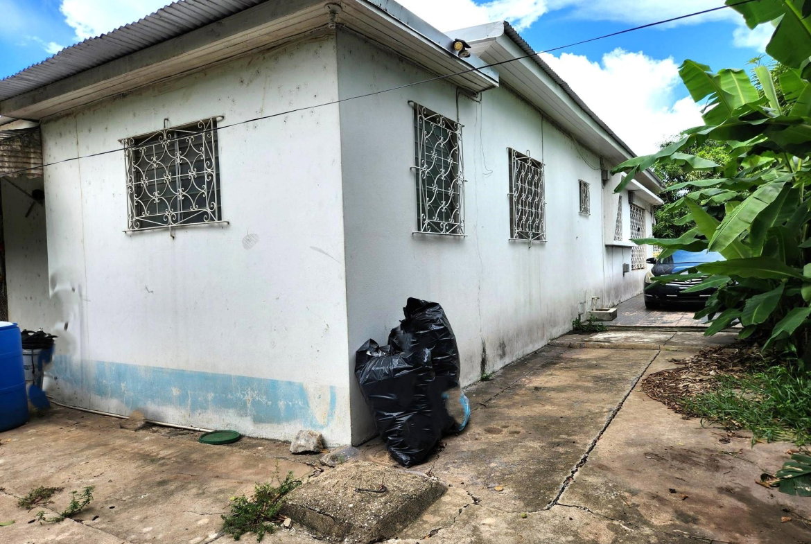 Seventh image of 7 Huntsdene Avenue in Kingston 10, St. Andrew, Jamaica - property is For Sale