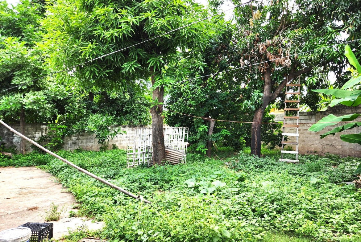 Ninth image of 7 Huntsdene Avenue in Kingston 10, St. Andrew, Jamaica - property is For Sale