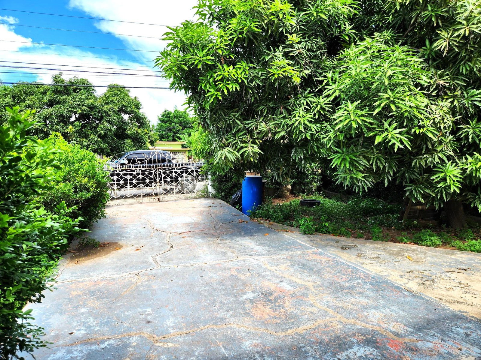 Spacious-5-Bedroom-Home-for-Sale-in-Cassia-Park-St.-Andrew Tenth image of 7 Huntsdene Avenue in Kingston 10, St. Andrew, Jamaica - property is For Sale