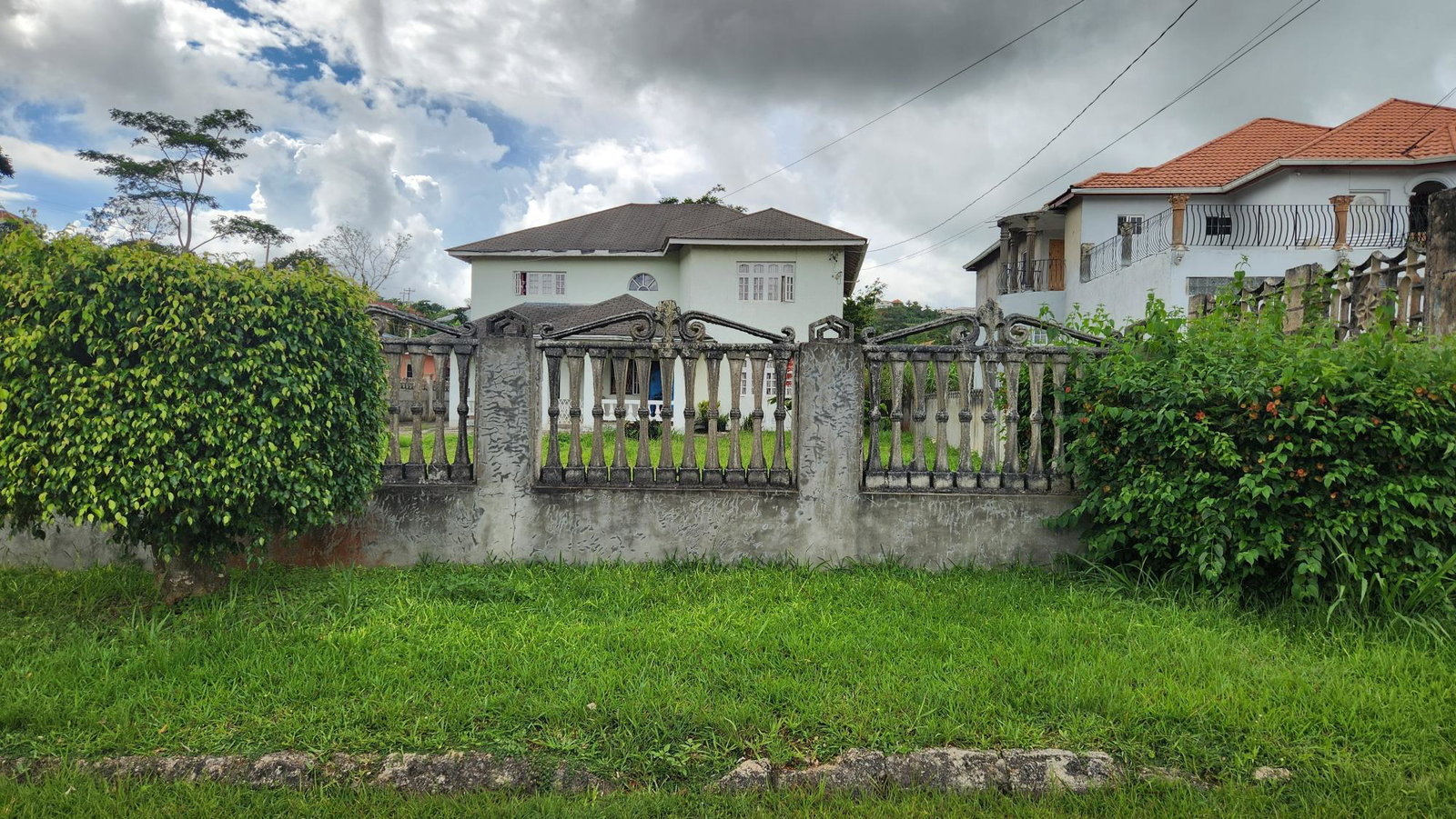 Spacious-5-Bedroom-Home-for-Sale-in-Glencoe-Spaldings Second image of Lot 104 Mimosa Drive, Glencoe, sp in Walderston, Manchester, Jamaica - property is For Sale