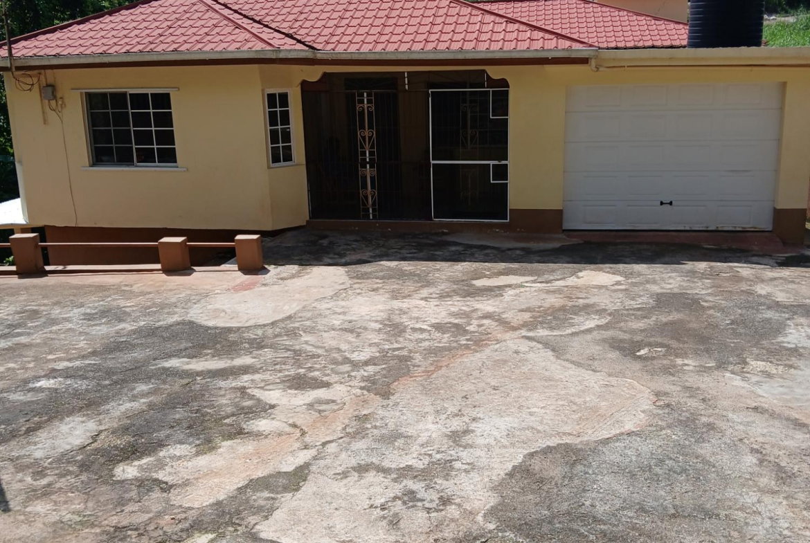 Second image of 2 Mason Run Hatfield/kingsl in Hatfield, Manchester, Jamaica - property is For Sale