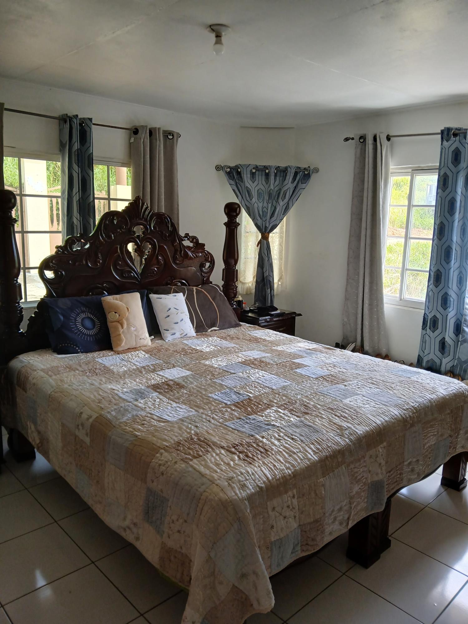 Spacious-5-Bedroom-House-for-Sale-in-Manchester-Jamaica Eighteenth image of 2 Mason Run Hatfield/kingsl in Hatfield, Manchester, Jamaica - property is For Sale