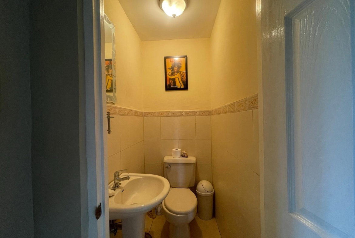 Fifteenth image of 8-23 Edinburgh Ave, Constant s in CONSTANT SPRING, St. Andrew, Jamaica - property is For Sale