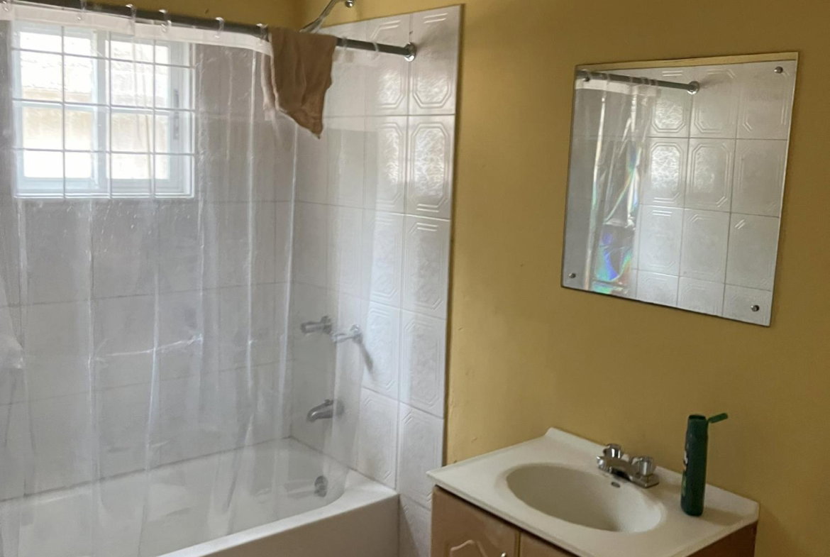 Eleventh image of 3 Airy Mount Road in Mandeville, Manchester, Jamaica - property is For Sale