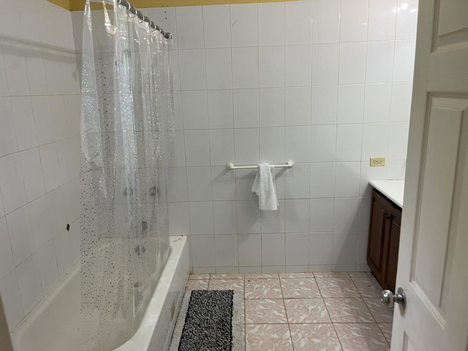 Ninth image of 3 Airy Mount Road in Mandeville, Manchester, Jamaica - property is For Sale
