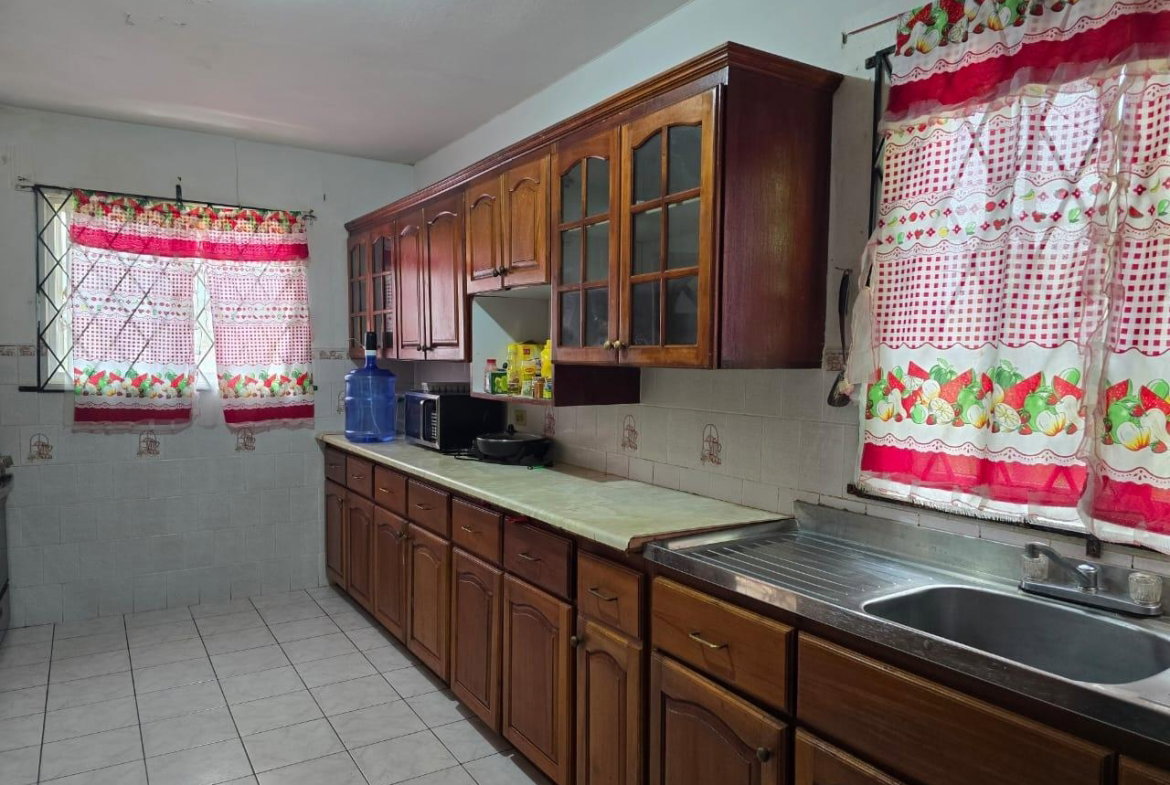 Eleventh image of Red Bank in Mandeville, Manchester, Jamaica - property is For Sale