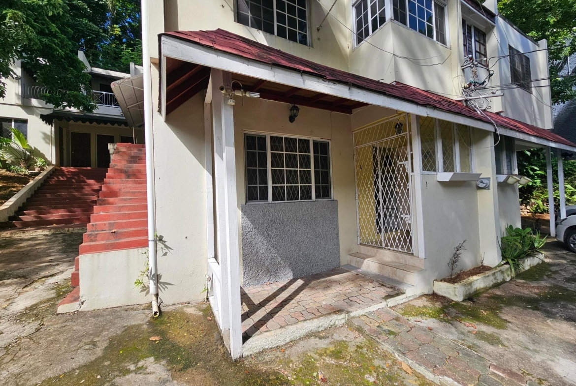 Sixth image of Apt 1-69 3/4 Long Lane in Kingston 8, St. Andrew, Jamaica - property is For Sale