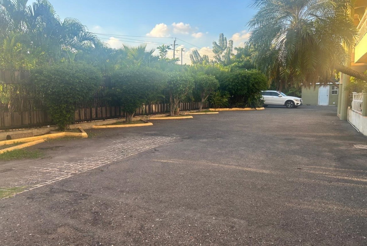 Seventh image of 2 Hillary Ave, Kingston 10 in Kingston 10, St. Andrew, Jamaica - property is For Sale