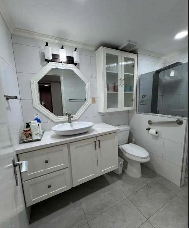 Eleventh image of 5- Ocean Towers, Ocean Blvd in Kingston 3, St. Andrew, Jamaica - property is For Sale