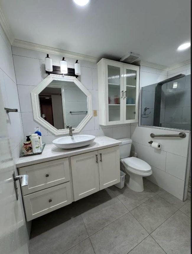 Spacious-Waterfront-Apartment-for-Sale-in-St.-Andrew-Jamaica Eleventh image of 5- Ocean Towers, Ocean Blvd in Kingston 3, St. Andrew, Jamaica - property is For Sale