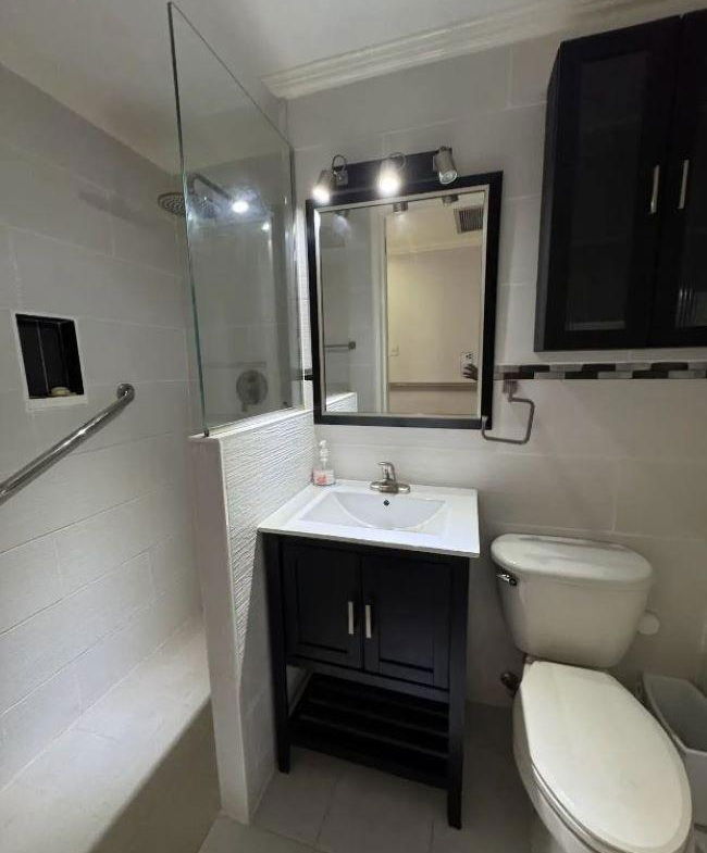 Thirteenth image of 5- Ocean Towers, Ocean Blvd in Kingston 3, St. Andrew, Jamaica - property is For Sale